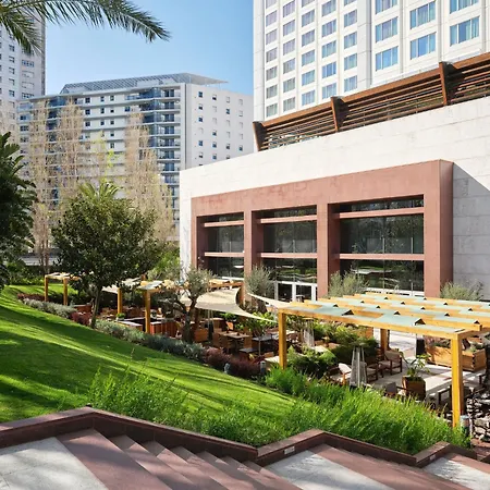 Ξενοδοχείο Corinthia 5*