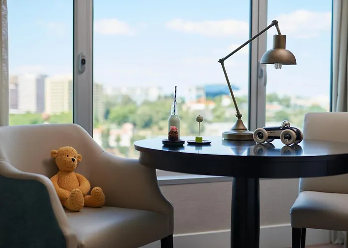 Ξενοδοχείο Corinthia 5*