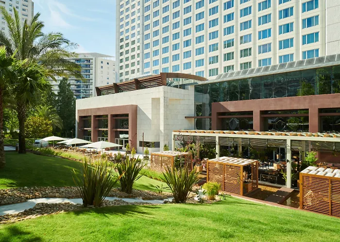 Ξενοδοχείο Corinthia 5*