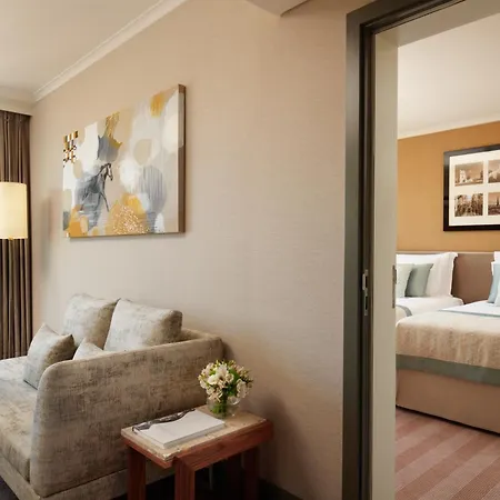 Hotel Corinthia 5*