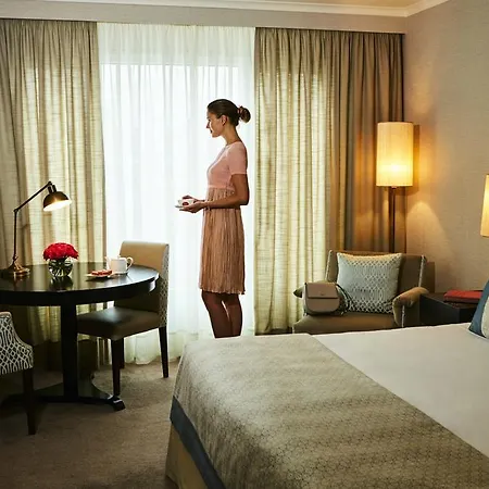 Corinthia Hotel