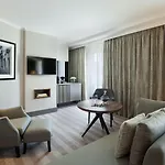 Corinthia Hotel 5*