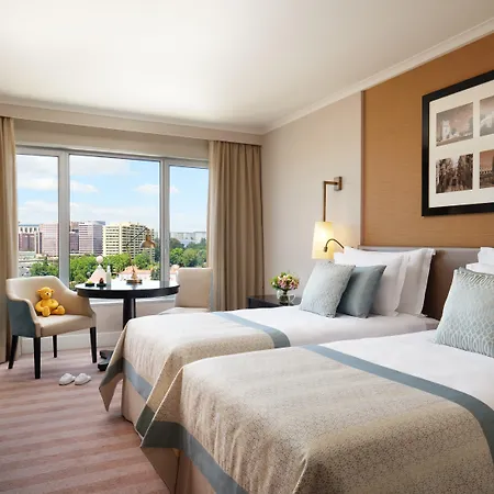 Corinthia Hotel