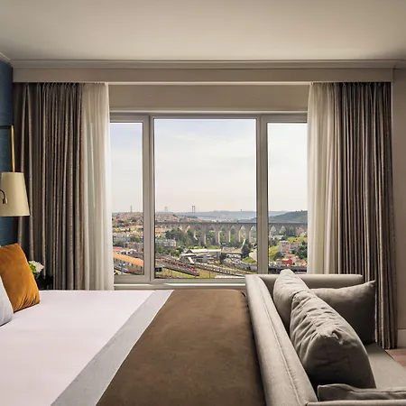 Corinthia Lisbon