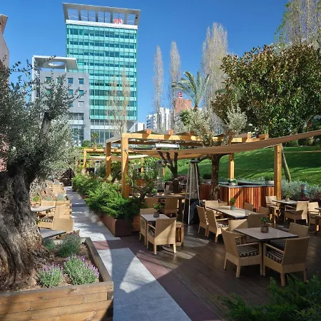 Otel Corinthia 5*