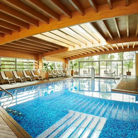 Corinthia Otel