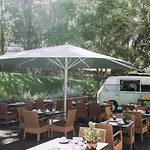 Отель Corinthia 5*